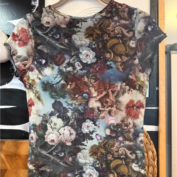 Almost Famous Y2K Renaissance Art Mesh Top Short Sleeve Size M - Picture 3 of 4